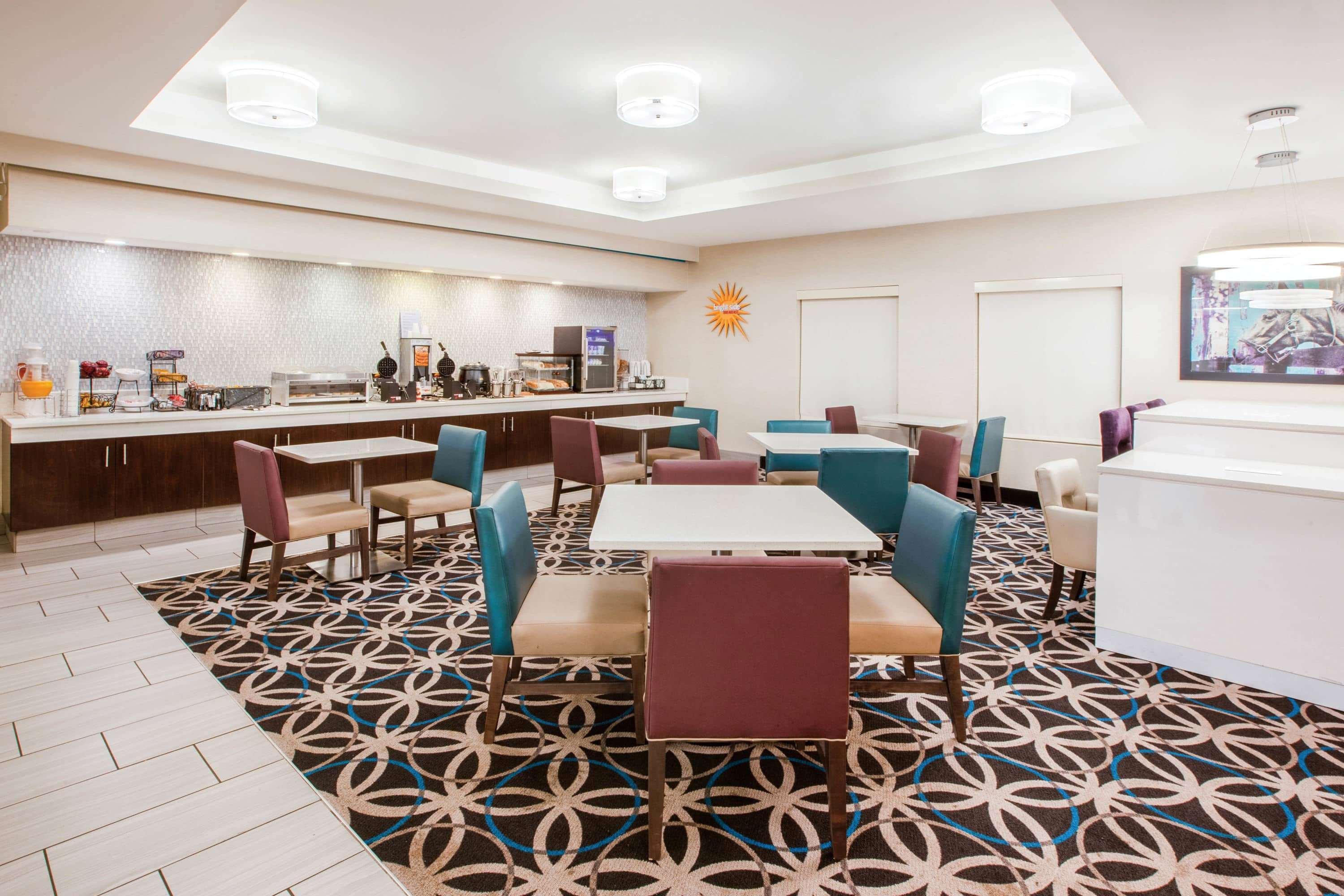 La Quinta By Wyndham Cincinnati Airport Флорънс Екстериор снимка